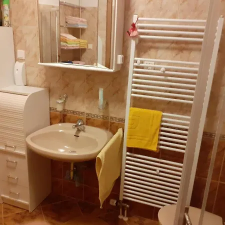 Leon Apartamento *